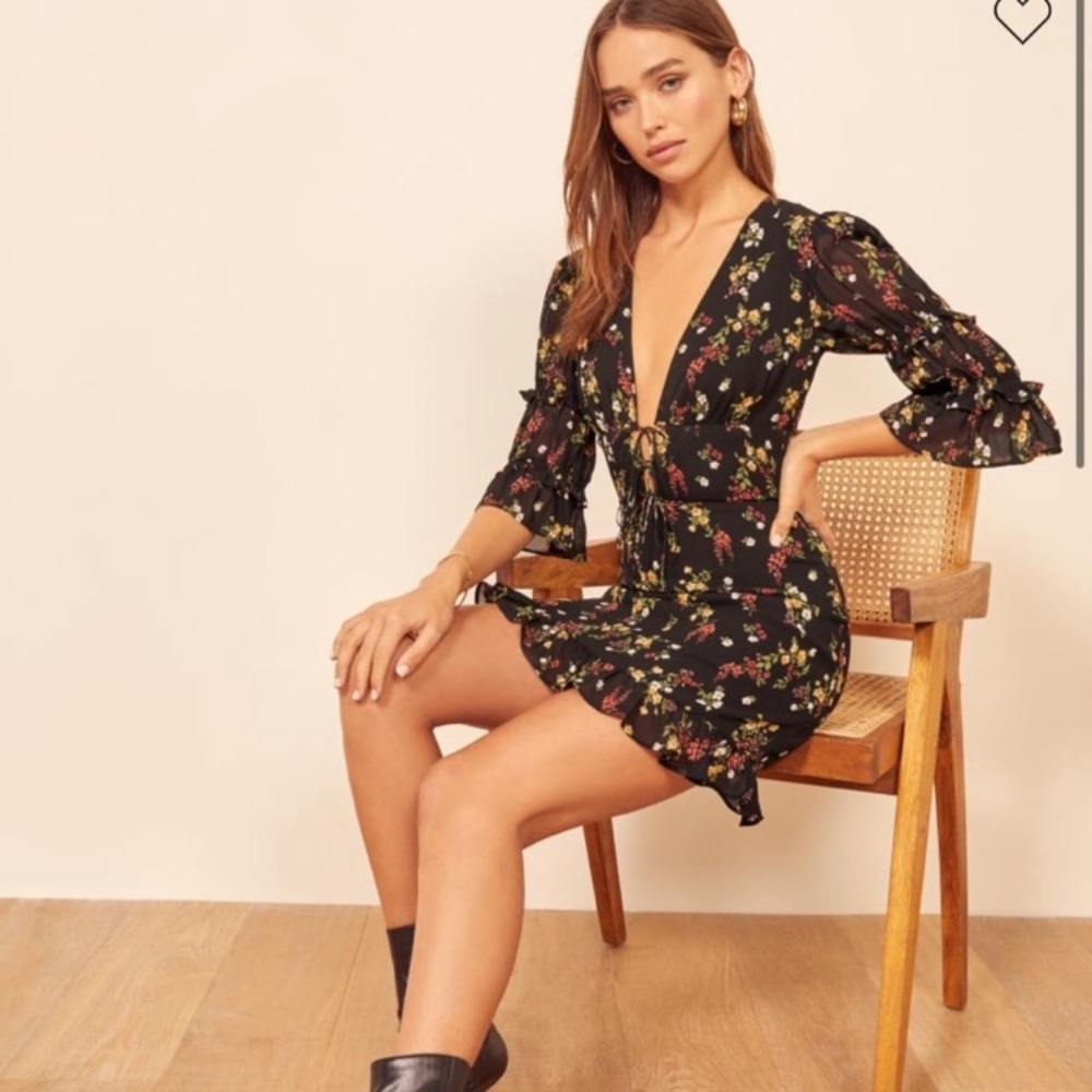 Reformation
Laurelei Dress in color vionette, brand new, with tags. Never worn!